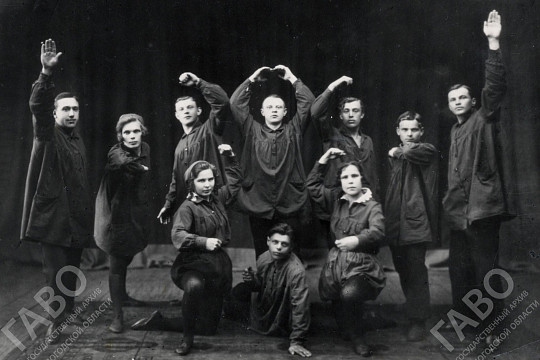 В День театра Госархив делится репертуаром Пролетарского театра 1919 года